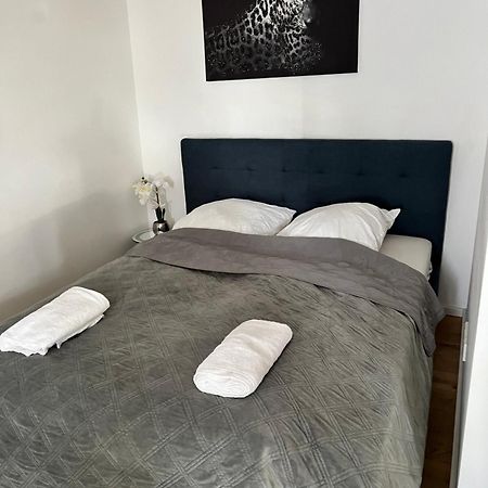 Cologne City Apartment Kostenlose Parkplatz Free Parking Exterior photo